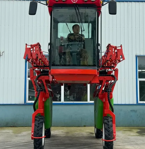 Huaxi1500Qself-propelled Boom Sprayer Corn Sprayer