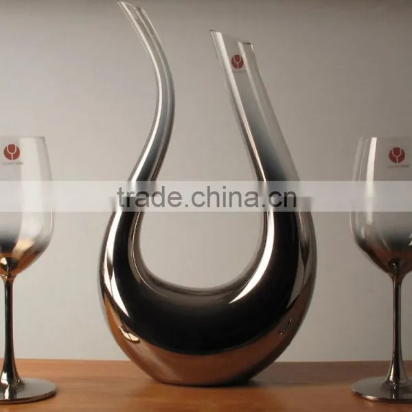 China Supplier Home Decor Portable Glass Wine Carafe photo-3