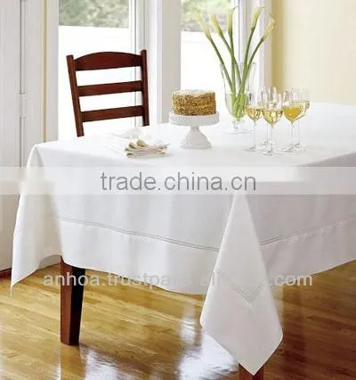 100% Cotton Table Cloth With Hemstich