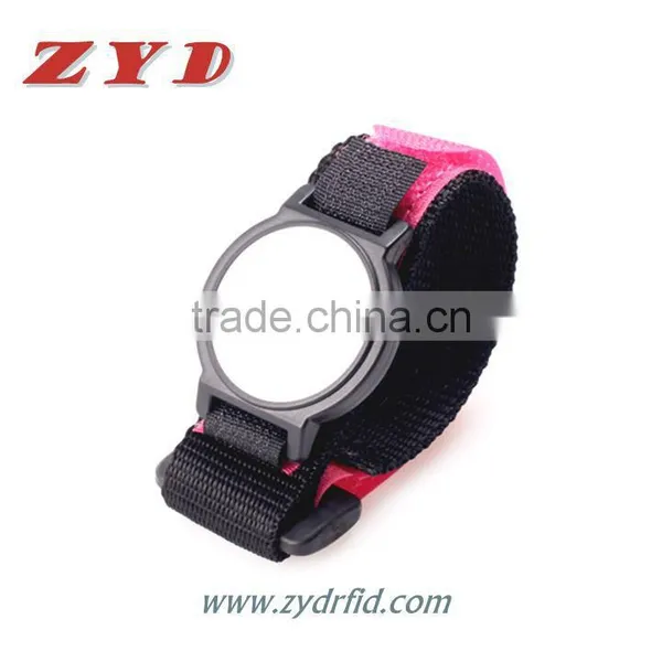 HF RFID Cheap & Adjustable Silicone Wristband photo-6