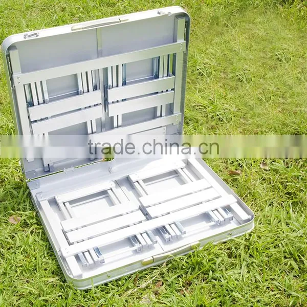 China Manufacturer of Folding Table for Sale photo-3