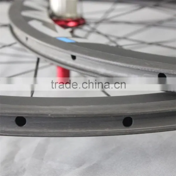 ICAN Logos Cheap OEM Carbon Wheels 50mm Clincher Road Bike Red Hub photo-4