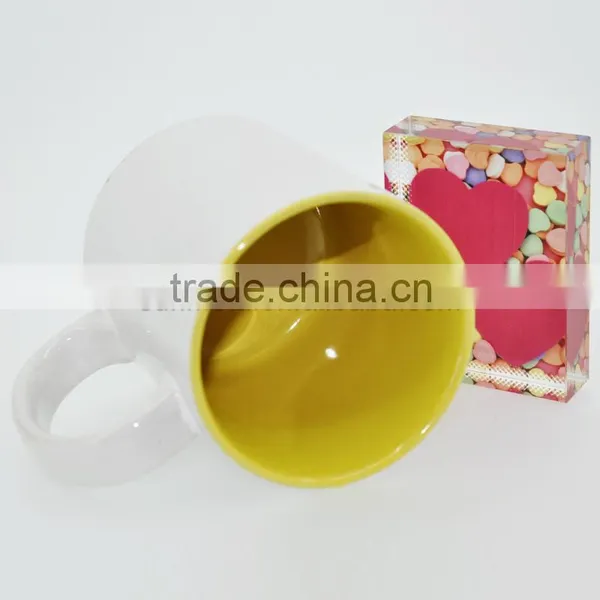 Yiwu Professional Sublimation Ceramic Mug Manufactory With Lowest Price 11oz Sublimation Inner & Handle Color Mug Red photo-3