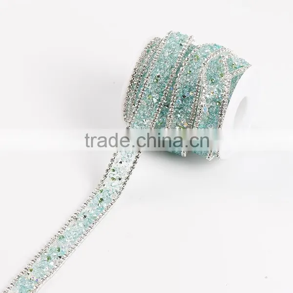 Free Sample Wholesale Hot Fix Crystal Iron-on Chain/belt photo-2