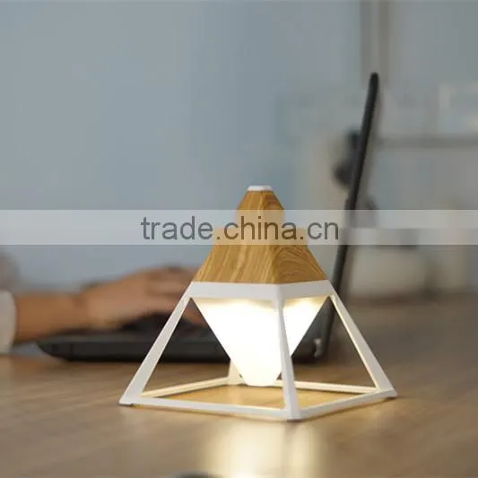 Touch a Table Lamp/LED Light Lamp/Alloy Handling Lamp photo-3