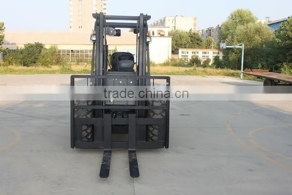 Warehouse Industrial 3 Ton Diesel Forklift Truck With JAPAN Engine photo-2