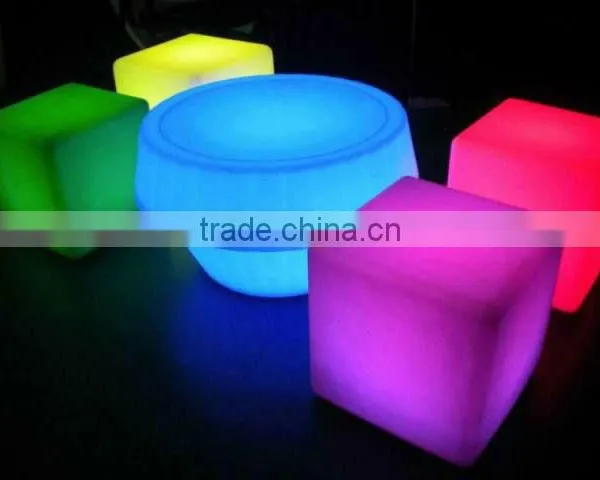 Energy Saving Stylished 16 Colors Change Plastic LED Cube Chair/ Table for Sale photo-4