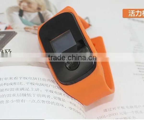 SOS GPS Child Locator Watch Smart Watch Phone S22 photo-5