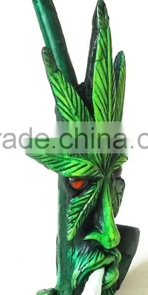 Figurine Shaped Hand Crafted Smoking Pipes - Green Leafman photo-2