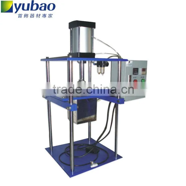 Yubao High Quality Large Steel Mould Vacuum Wax Injector
