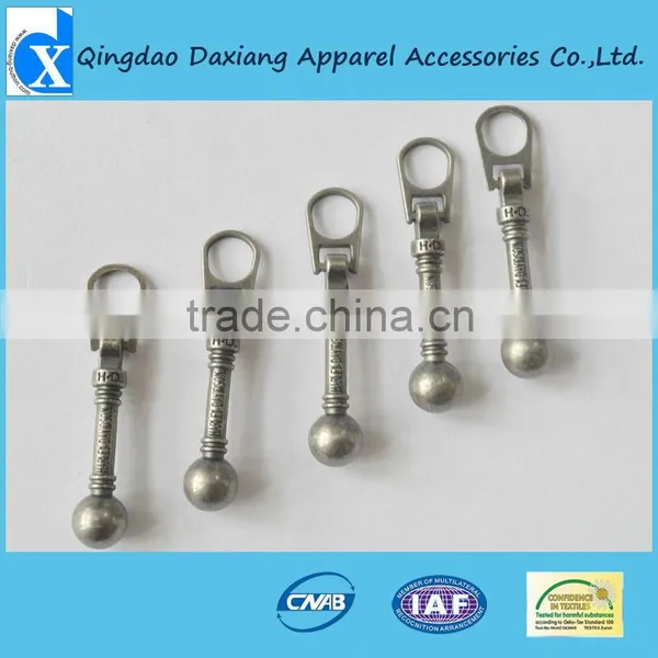 Fashion New Design Zip Pullers
