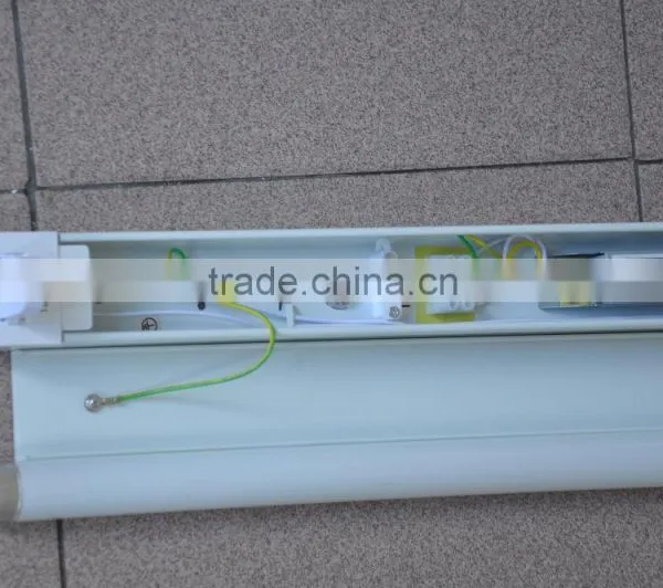 Batten T8 Fluorescent Lamp Fixture photo-2