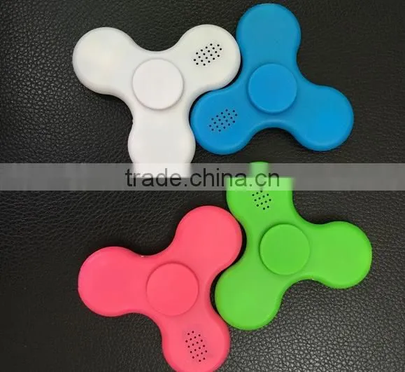 Bluetooth Speaker Fingertips Gyro Can be Charged With LED Lights Music Gyro Decompression Artifacts Toys Creative photo-2