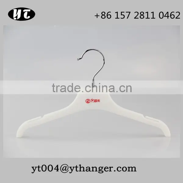 Good Quality Kids Plastic Hanger With Notch photo-3