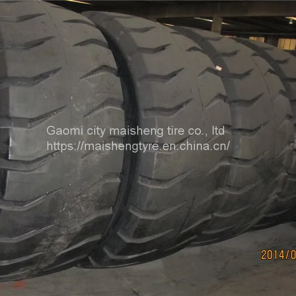 Small Loader 20.5/70-16 16/70-20 16/70-24 Tyre Forklift Tyre photo-2