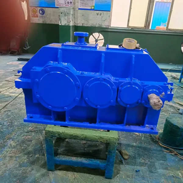 QJRS-D315 Medium Hard Tooth Cylindrical Gear Reducer Gantry Crane Travel Drive Gearbox photo-4