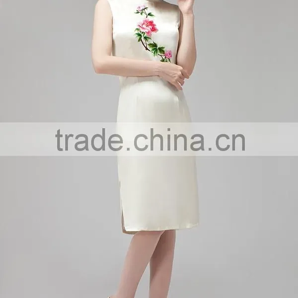 Hot New Fashion Embroidered Dress Handmade Embroidery Made in China photo-2