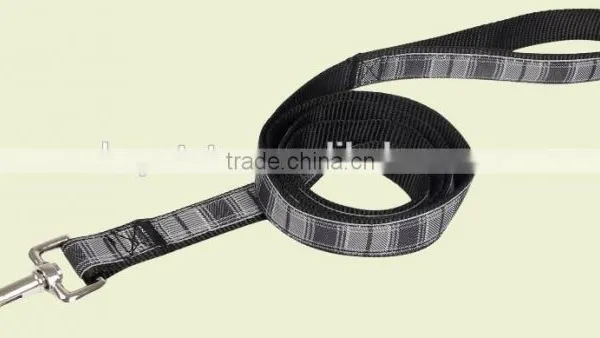High Quality Durable Nylon Material Retractable Dog Leash photo-3