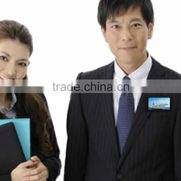 Wearable Photo Name Badge With Bluetooth, 480*272 Resolution, Rechargeable Lithium Battery, 3.0 Inch LED & LCD Sharp Screen