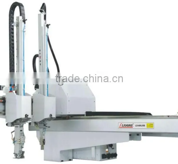 Servo Motor Robot Arm Labeling Machine