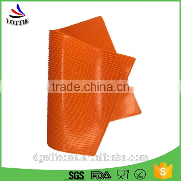 China Manufacturer Custom Silicone Dab Mat Heat Resistant Silicone Mat/custom Silicone Mat With Custom Printing photo-3