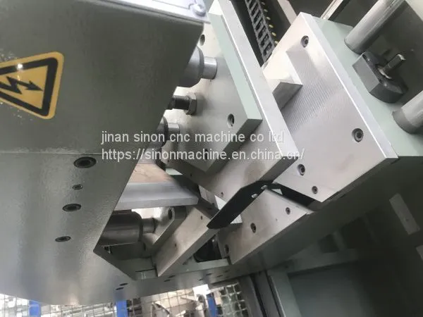 China Four Head Welding PVC UPVC Door Window Making Manufacturing Machine photo-2