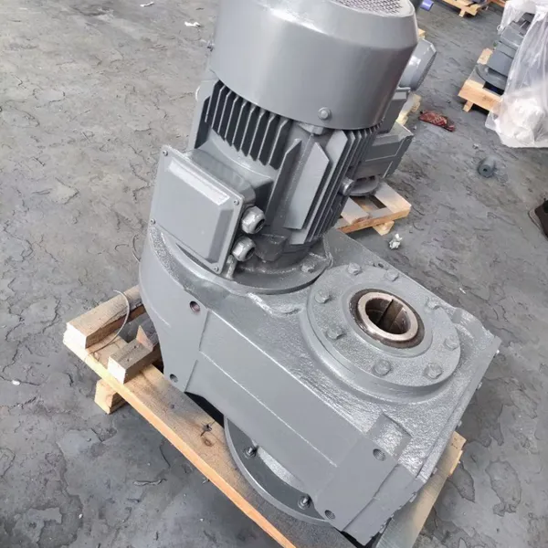 Industrial Mixer Drive Solution With F Series Parallel Shaft Geared Motors F57 to F97 photo-4