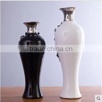 Black and White Wedding Electroplated Ceramic Vase With Flower photo-2