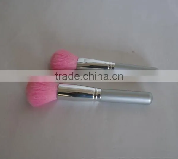 shimmer body powder brush