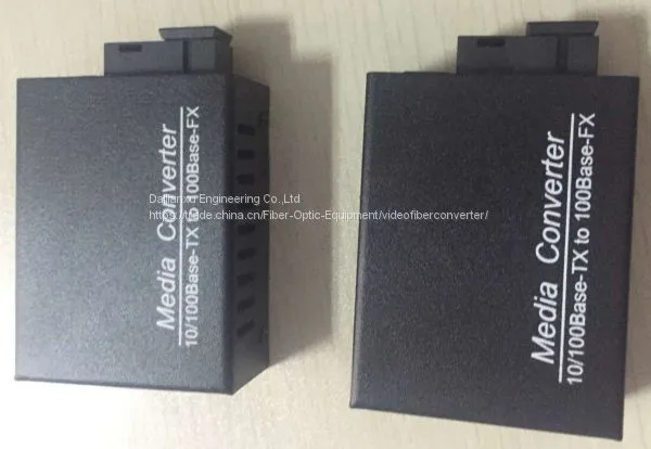6.1x4.2x2.2cm Mini 10/100M Fast Ethernet Fiber Media Converter IP Camera to Fiber Converter photo-3