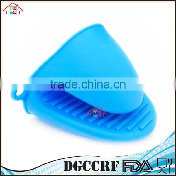 NBRSC High Quality Heat Resistant Mini Cooking Pinch Mitts Silicone Gloves Pot Holder photo-4
