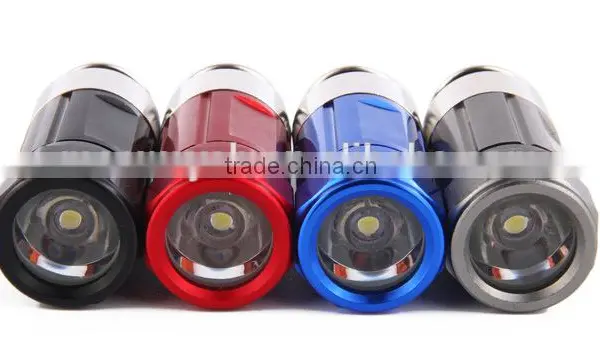 0.5W Car LED Rechargeable Flashlight photo-3