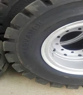 1200R20 Грязевая грузовая шина