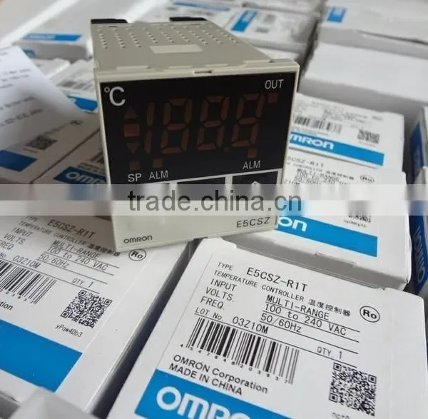Omron E5CSZ-Q1T Temperature Control Instrument photo-2