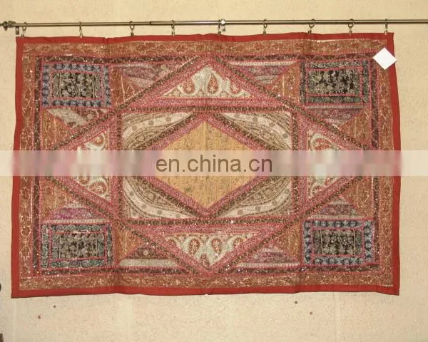 Customized Wholesale Old Sari Silk Cotton Patchwork Tapestry Wall Hangings photo-5