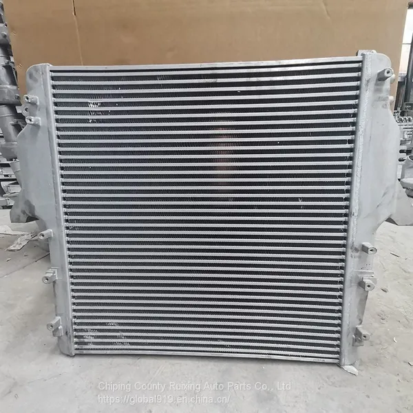 China Manufacturer 96975 oe 1327673 1619667 Excavator Hydraulic Oil Cooler Radiator Water Cooler Radiator photo-4