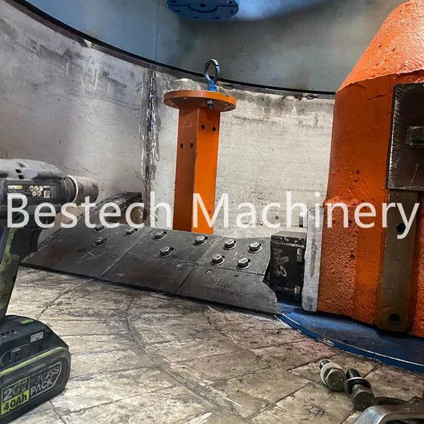 Large Sand Mixing Capacity Automatic High Efficiency Rotor Sand Mixer photo-2