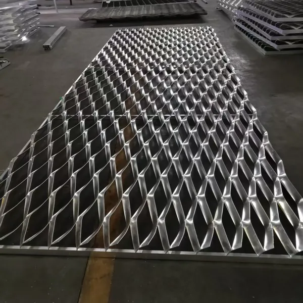 Galvanized Steel Expanded Metal Mesh With Warranty for Long-Term Outdoor Use photo-3