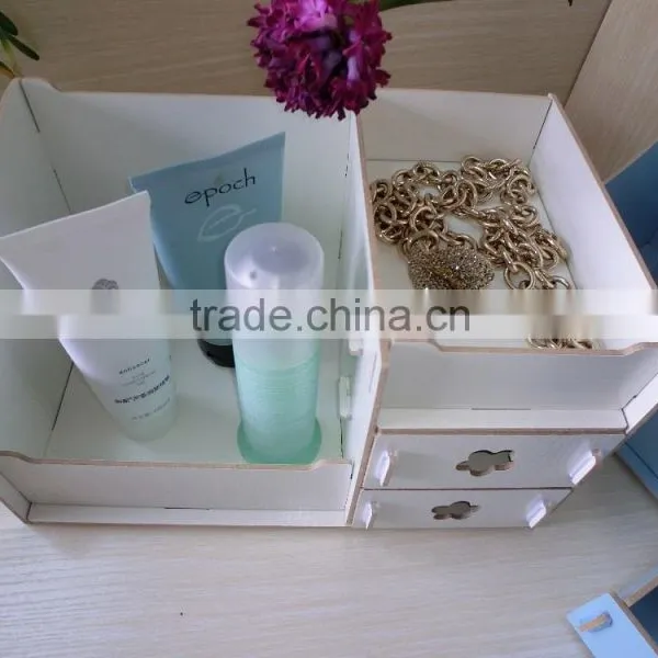 High Quality Grades With Engraved Jewelry Box Ring Earning Gift Box Nacklace Saving Box photo-4