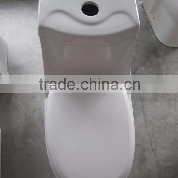 2002 Bathroom Ceramic One Piece Cheap Toilet With Soft Close Seat Quality Choice photo-5