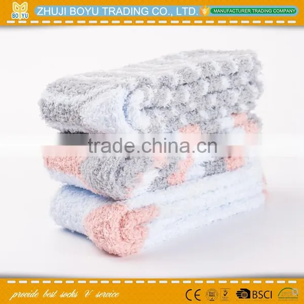 BY-161603 Wholesale Health Care Socks White Crew Socks Fashion Women Socks photo-3