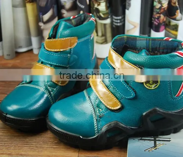 GZY Lots of Kids Light up Shoes Manufacturer China photo-2