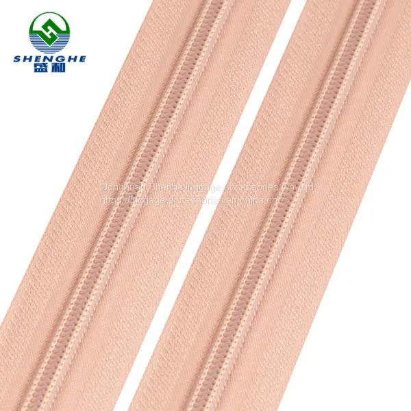 Upscale Travel Suitcase Accessories and Bag Parts Gold Teeth 5 10 Plain Long-shaped Zipper photo-3