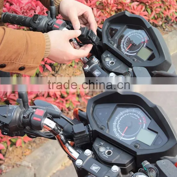 GoldRunhui D0301 12V Motorcycle Dual Port Usb Car Charger With Fuse Holder photo-2