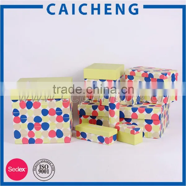 Custom Wholesale Packaging Color Box Printing photo-6