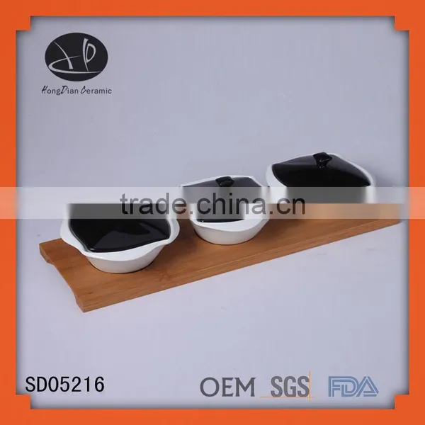 Porcelain Snack Dish With Wooden Base