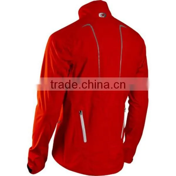 Fashion Men Waterproof Softshell Jacket With Adjustable Cuff photo-2
