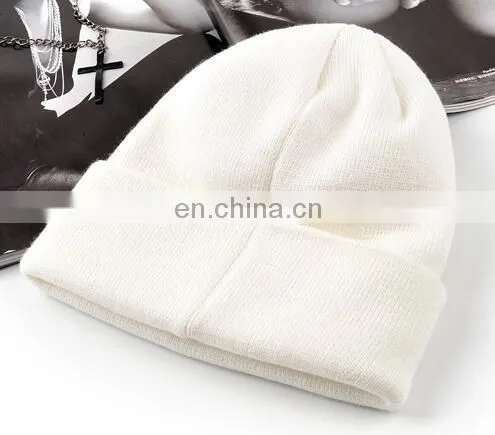 Wholesale Polyester Winter Womens Kint Beanie Hats photo-3