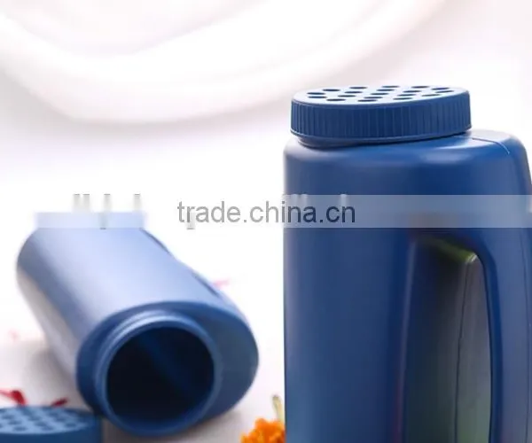 Garden Plastic Salt Spreader photo-3
