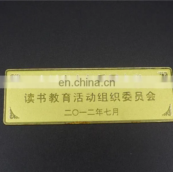Hot Iron Sport Medallion Badge Retractor photo-3
